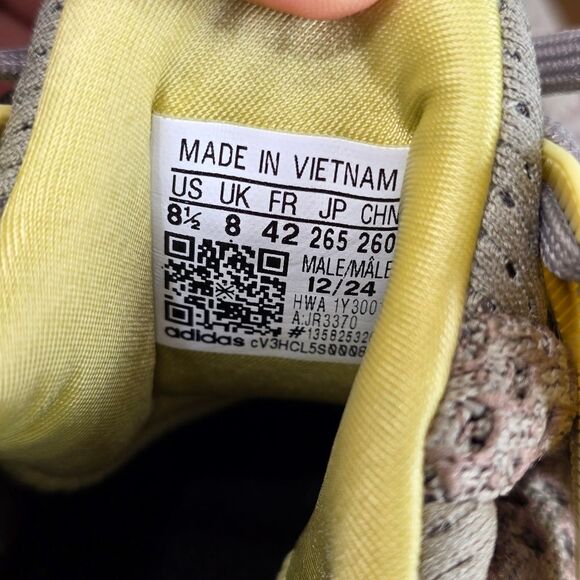 Adidas Ultraboost 1.0 Putty Beige Powder Yellow Black New JR3370 Men's Size 8.5 - Picture 14 of 14